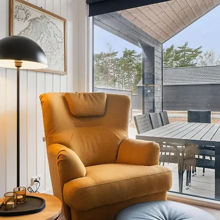 Beautiful In Aakirkeby With Sauna Дом отдыха *