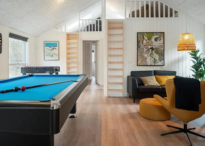 Beautiful In Aakirkeby With Sauna Vester Somarken